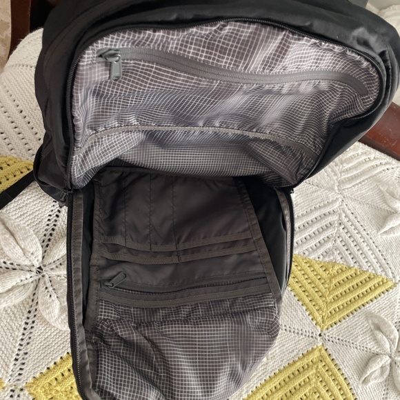 Timbuk2 black backpack - Picture 2 of 10